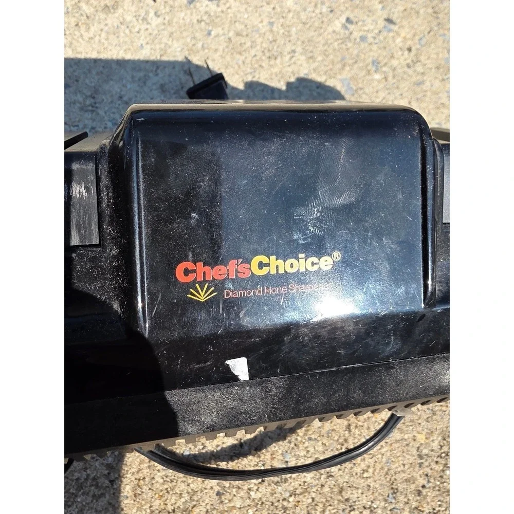 Chefs Choice Diamond Hone Sharpener Model 100 Electric Knife Sharpener Black‎